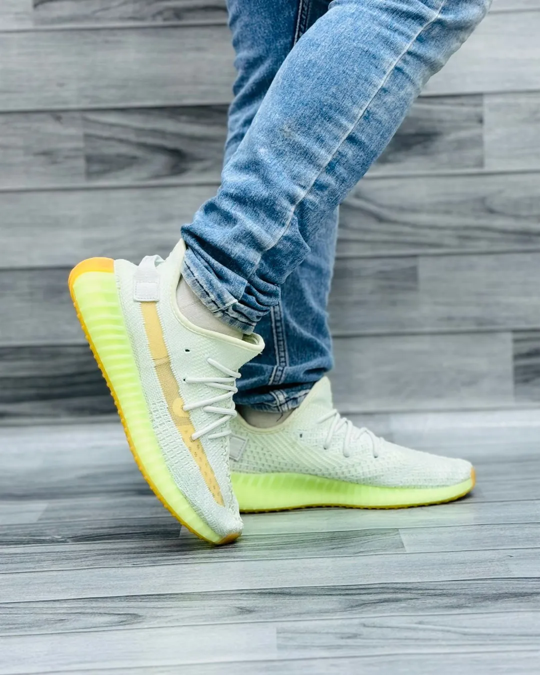 Men's danzy Boost 350 V2 Green