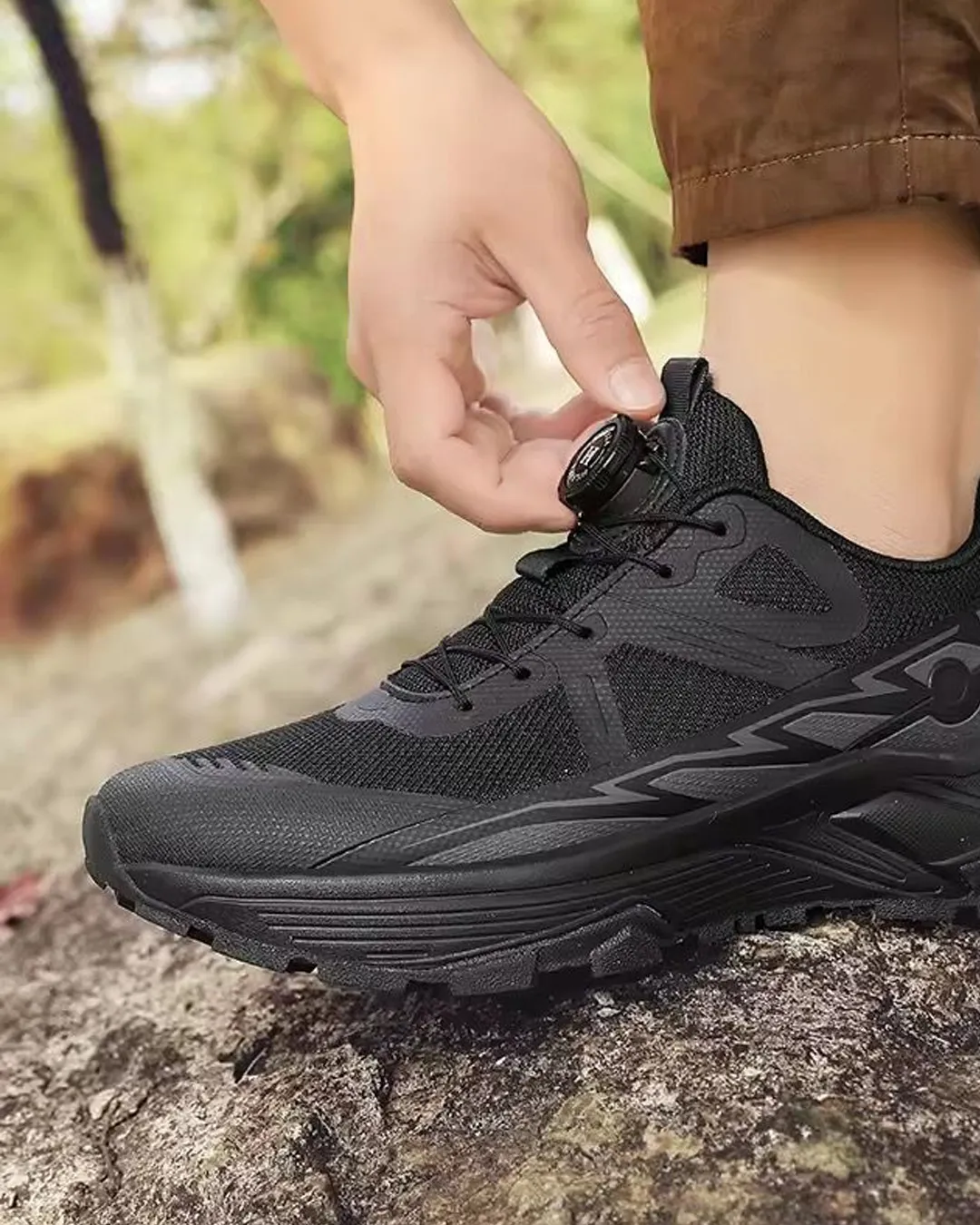 Danzair Black Men’s Trail Running Shoes