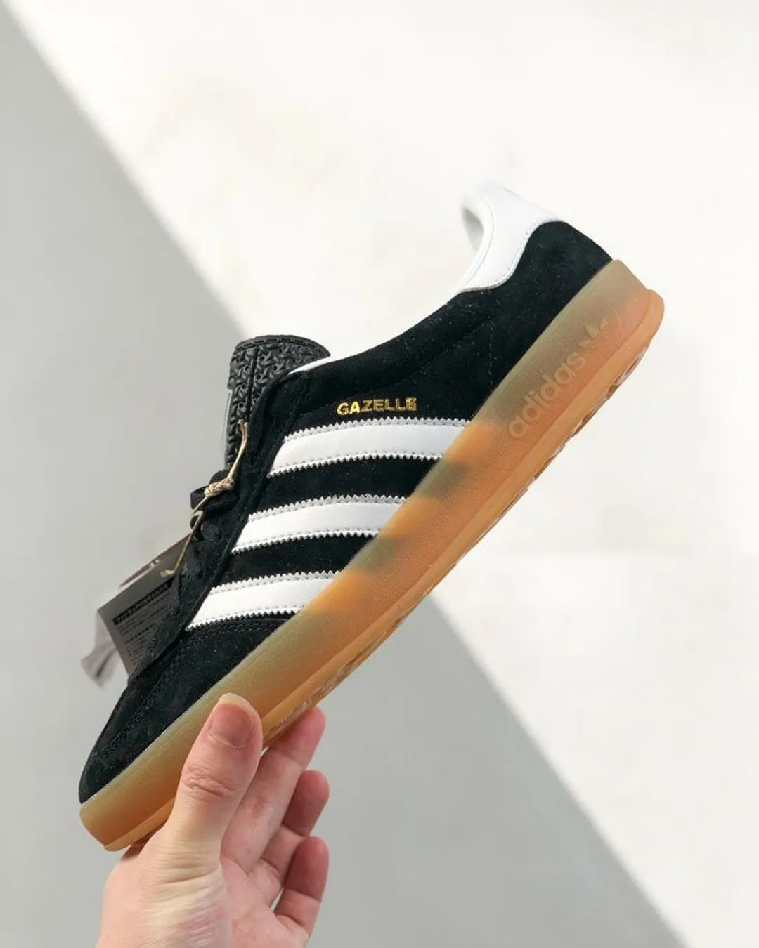 Danzire Gazelle Premium shoes Black Suede