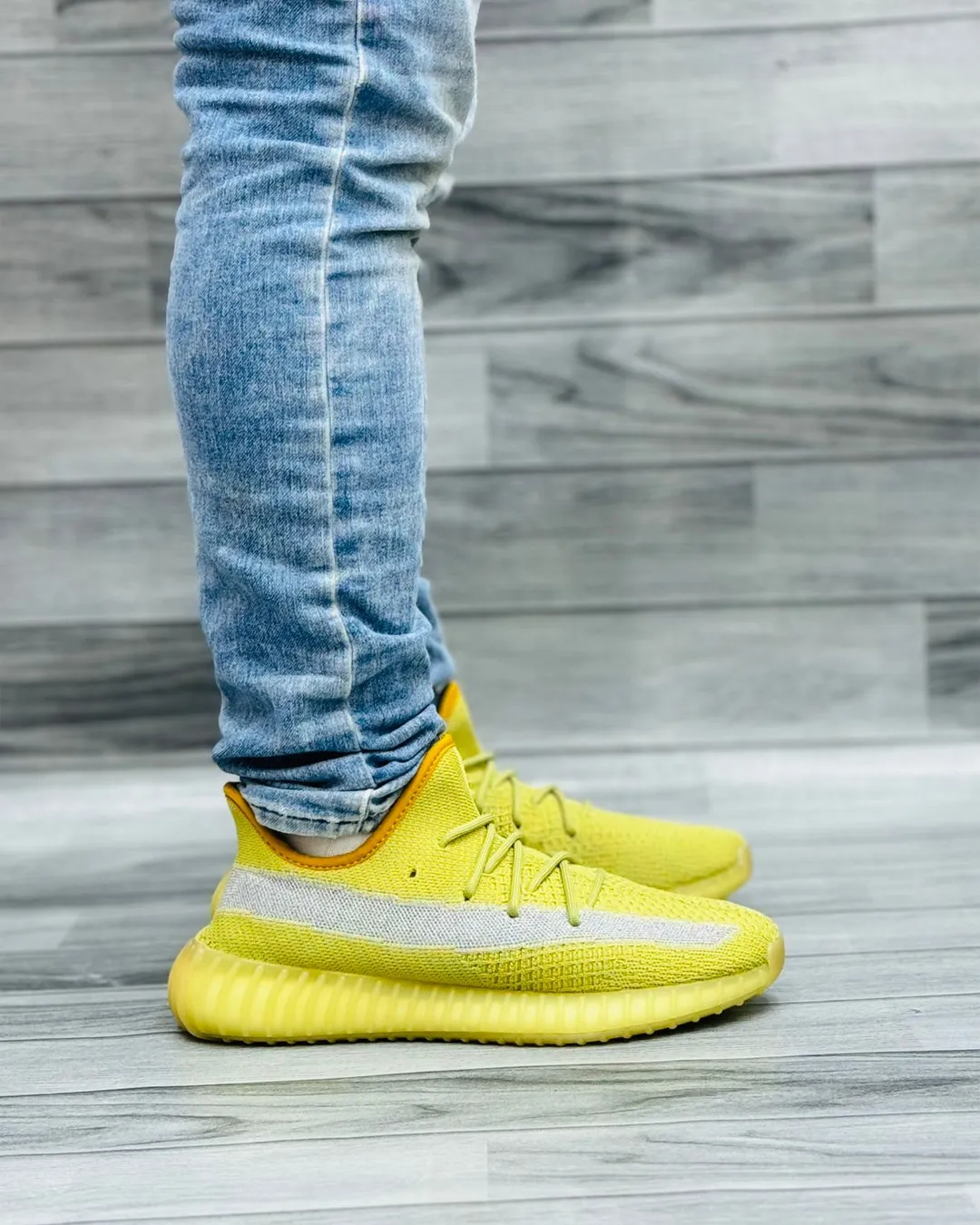 Mens 350 danzy Boost V2 Yellow
