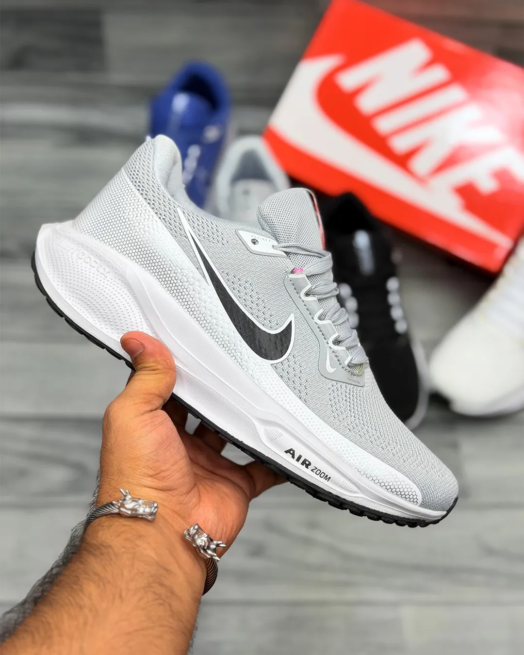 Step into the future with Danzair Air Zoom Pegasus 36 Grey – Performance meets style in this iconic running shoe.