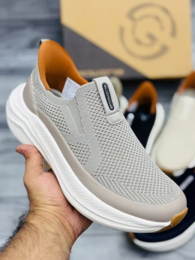 Denzy Slip On Men Beige Sneakers